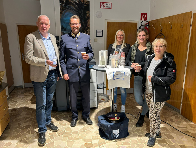 5869b383-49b2-4bba-be0e-458a232ed918 5869b383-49b2-4bba-be0e-458a232ed918